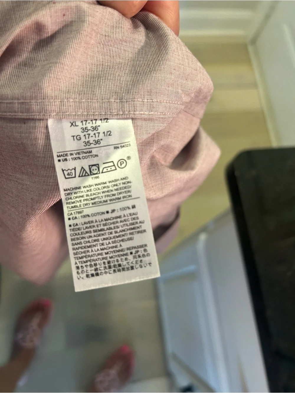 NWOT BANANA REPUBLIC button down dress shirt.